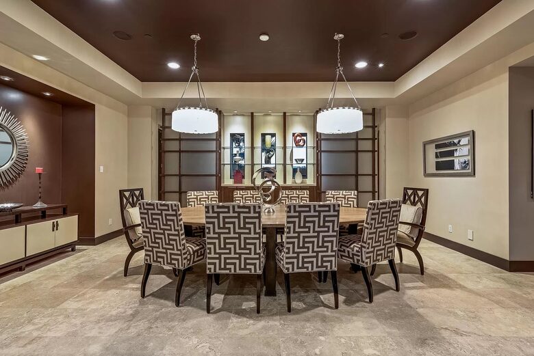 Tomiyasu | Luxury Modern 4 Level Villa close to Strip - Las Vegas, Nevada