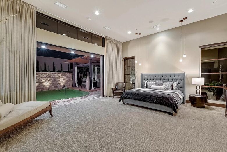 Tomiyasu | Luxury Modern 4 Level Villa close to Strip - Las Vegas, Nevada