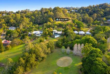 Modern Hinterland Sanctuary - Doonan, Australia