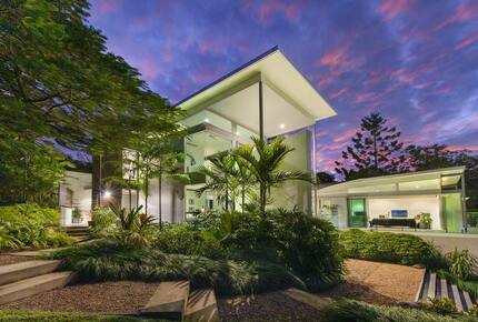 Modern Hinterland Sanctuary - Doonan, Australia