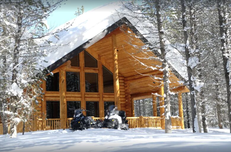 Private Island Chalet - Gateway to Yellowstone