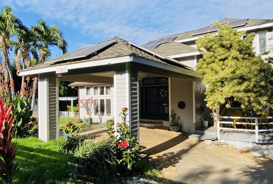 Villa Entry Driveway