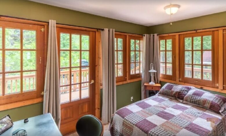 "Celebrate Everything" -a Lake Muskoka Beauty - Muskoka Lakes, Canada