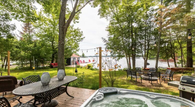 "Celebrate Everything" -a Lake Muskoka Beauty - Muskoka Lakes, Canada