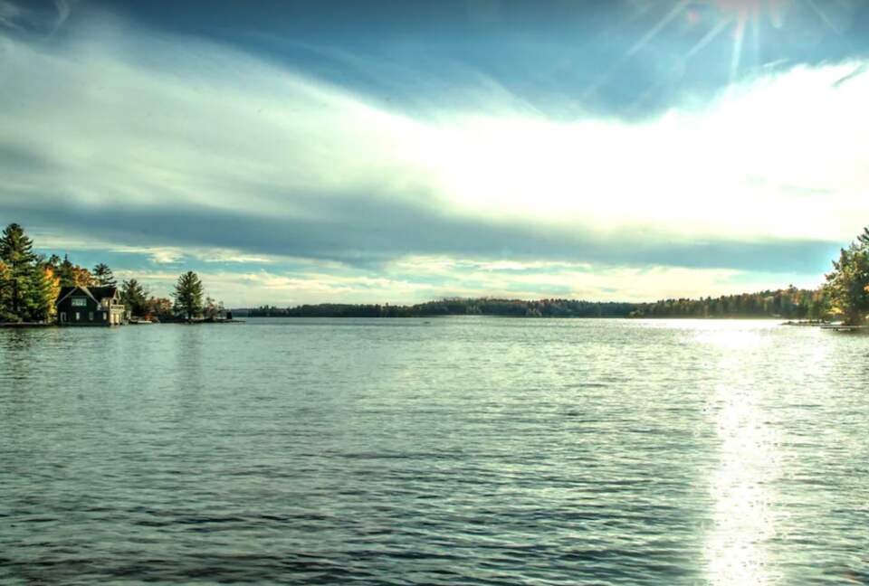 "Celebrate Everything" -a Lake Muskoka Beauty - Muskoka Lakes, Canada