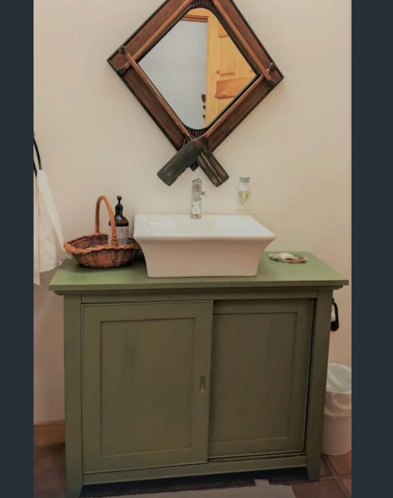 "Celebrate Everything" -a Lake Muskoka Beauty - Muskoka Lakes, Canada