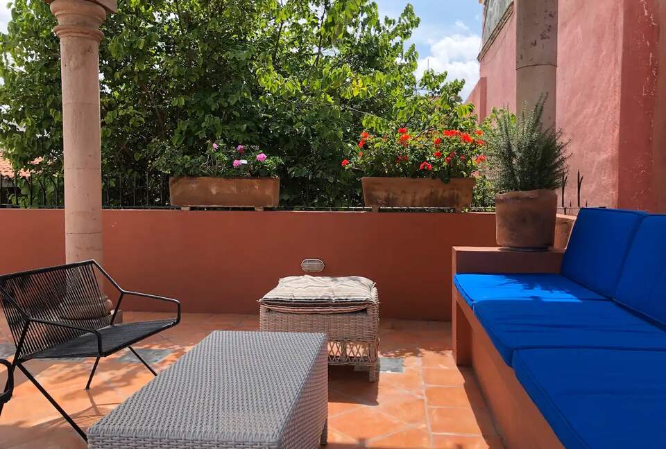 Home Exchange in San Miguel de Allende lounge on the rooftop patio