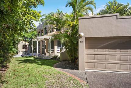 Lakes Coolum Villa - Mount Coolum, Australia