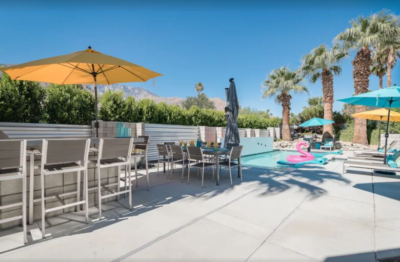 Pool jacuzzi lounge fire pit