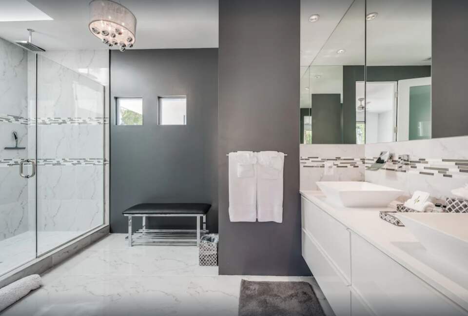 master bedroom pool access