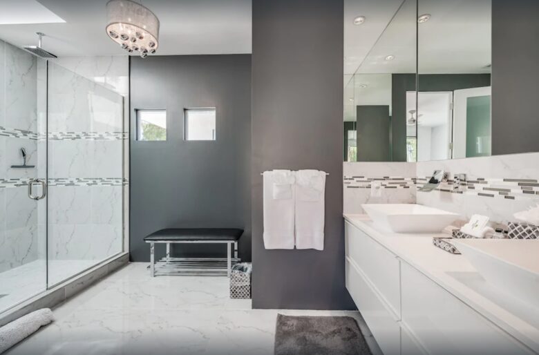 master bedroom pool access