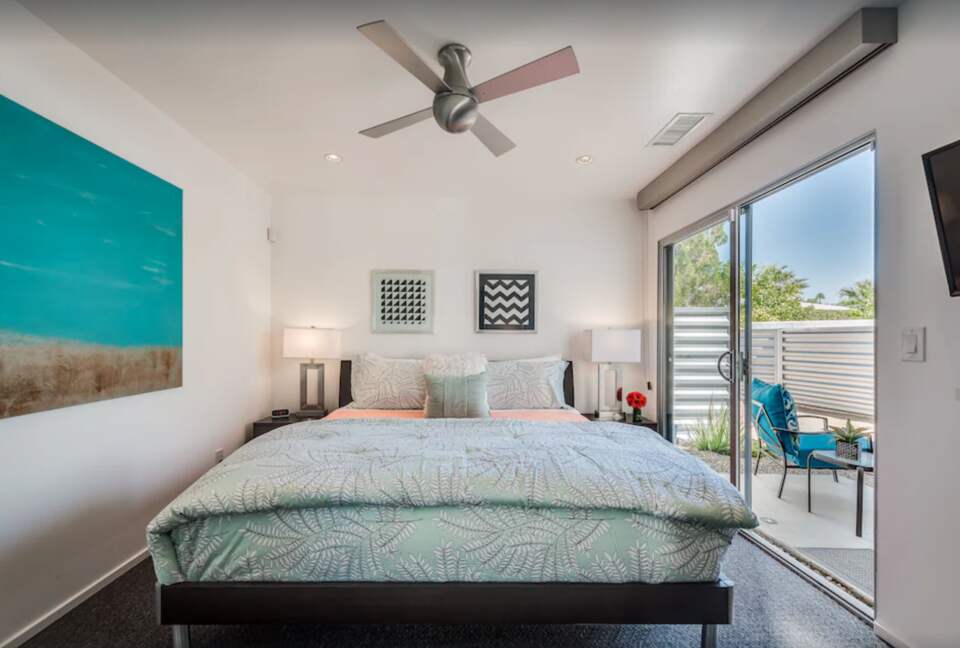 master bedroom pool access