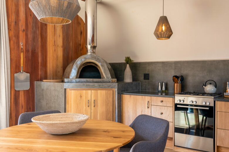 Melozhori Game Reserve | The Pod - Stormsvlei, South Africa