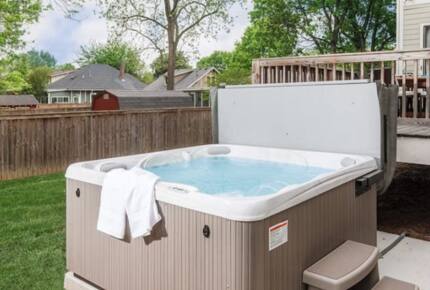 Hot tub