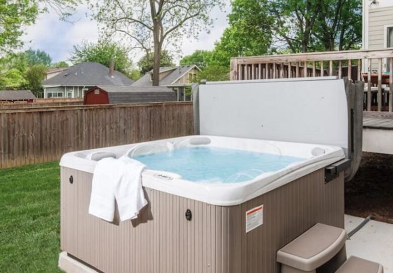 Hot tub
