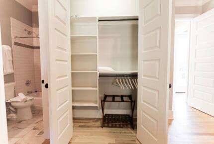 East Nashville Luxury - Nashville, Tennessee