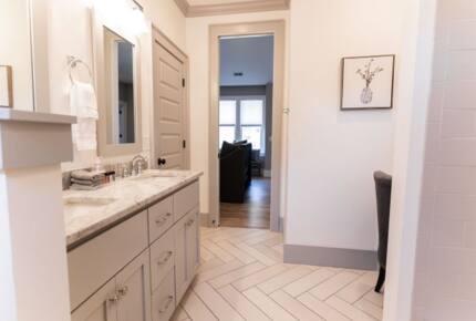 East Nashville Luxury - Nashville, Tennessee