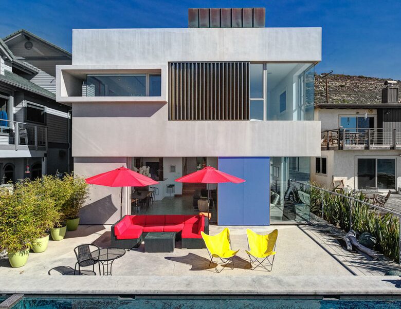 Old Pacific Coast Contemporary Oceanfront - Ventura, California