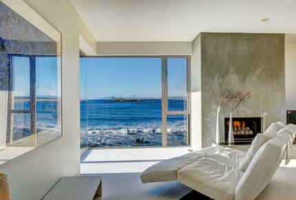 Old Pacific Coast Contemporary Oceanfront - Ventura, California