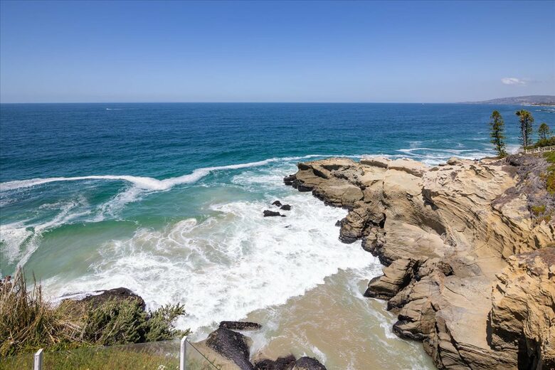 La Senda Oceanfront Oasis - Laguna Beach, California