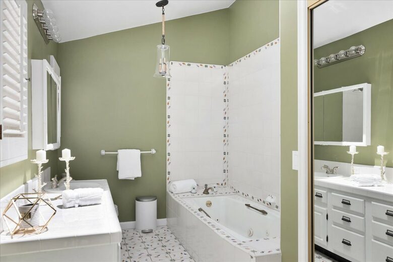 La Senda Oceanfront Oasis - Laguna Beach, California