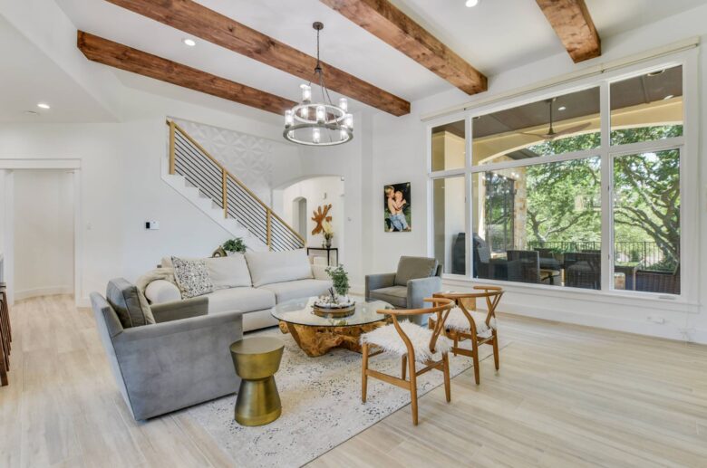 ABOVE - Stunning Austin Sanctuary - Austin, Texas