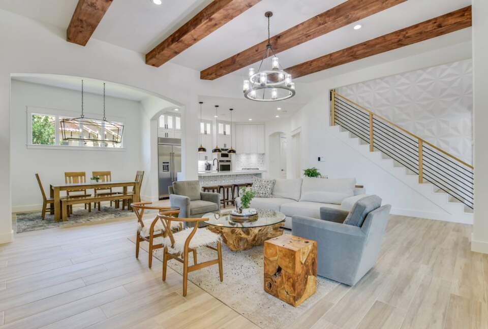 ABOVE - Stunning Austin Sanctuary - Austin, Texas