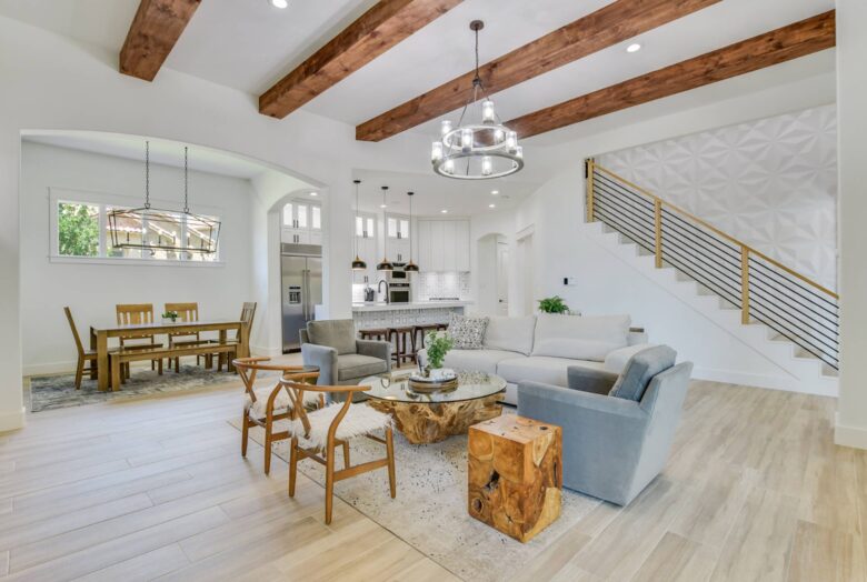 ABOVE - Stunning Austin Sanctuary - Austin, Texas