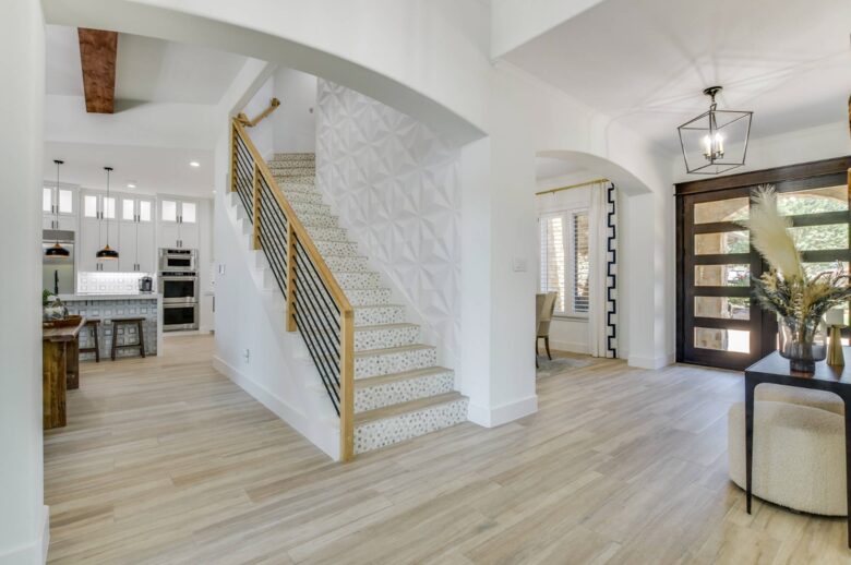 ABOVE - Stunning Austin Sanctuary - Austin, Texas