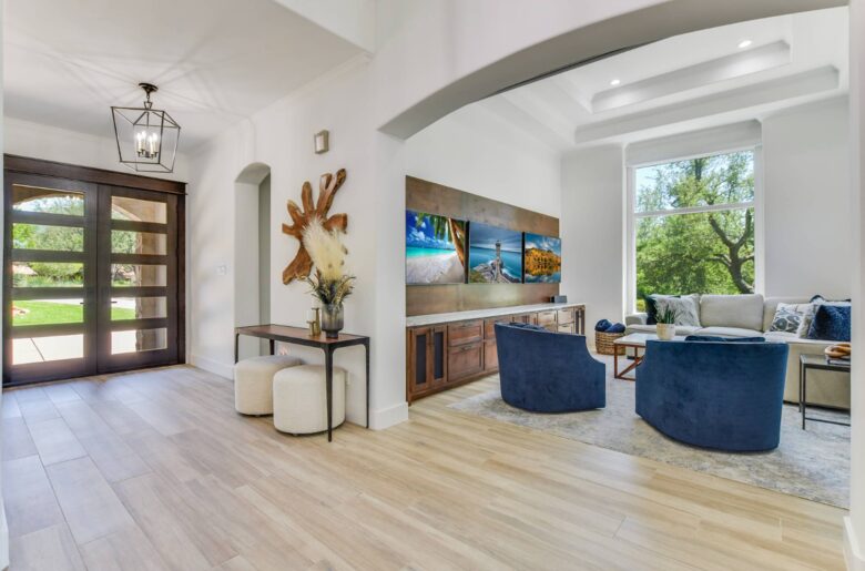 ABOVE - Stunning Austin Sanctuary - Austin, Texas