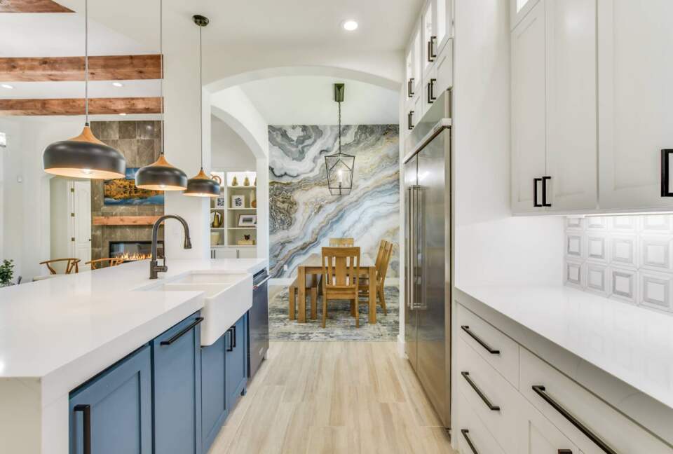 ABOVE - Stunning Austin Sanctuary - Austin, Texas