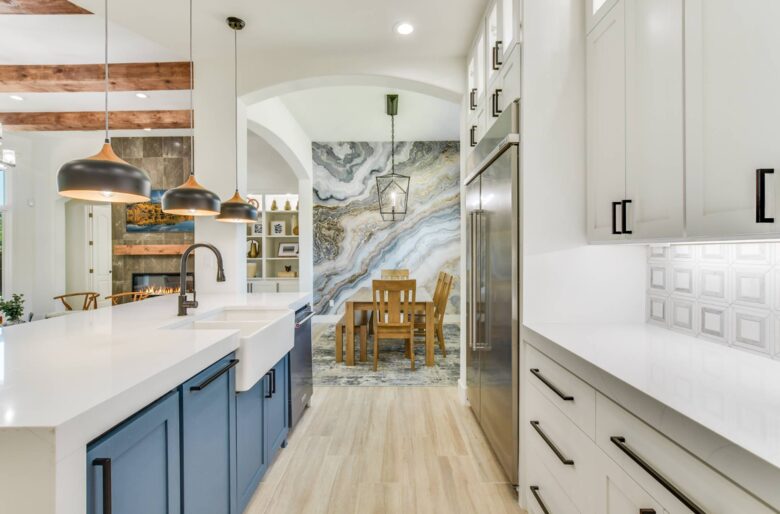 ABOVE - Stunning Austin Sanctuary - Austin, Texas