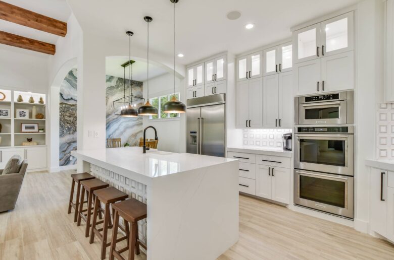 ABOVE - Stunning Austin Sanctuary - Austin, Texas