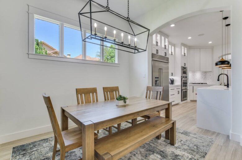 ABOVE - Stunning Austin Sanctuary - Austin, Texas