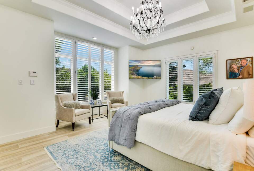 ABOVE - Stunning Austin Sanctuary - Austin, Texas