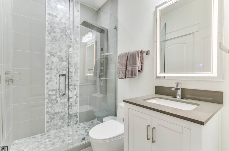 ABOVE - Stunning Austin Sanctuary - Austin, Texas