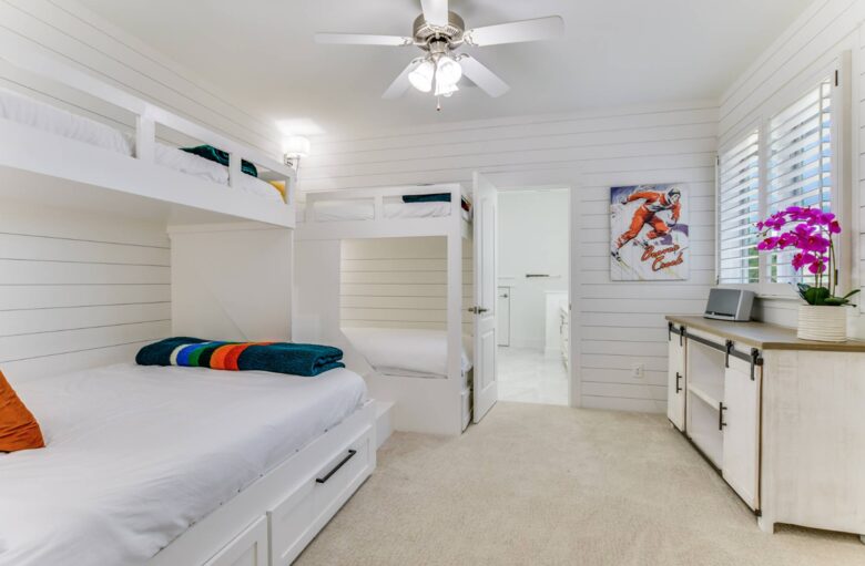 ABOVE - Stunning Austin Sanctuary - Austin, Texas