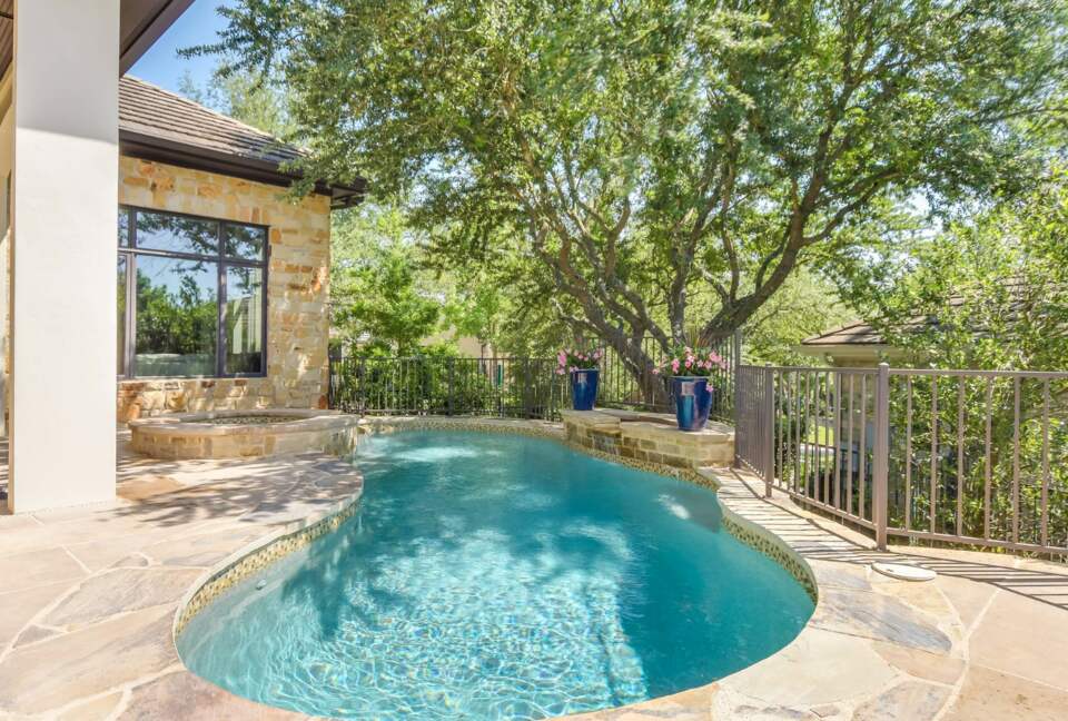 ABOVE - Stunning Austin Sanctuary - Austin, Texas