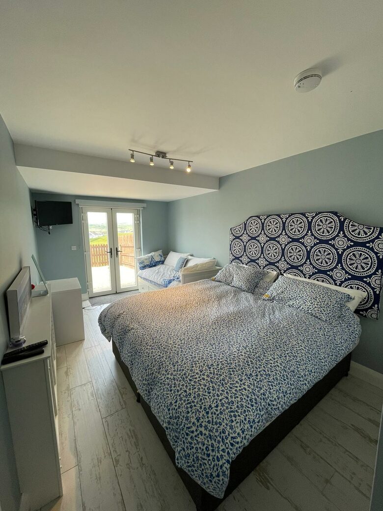 Chapel Amble - Lahinch, Ireland