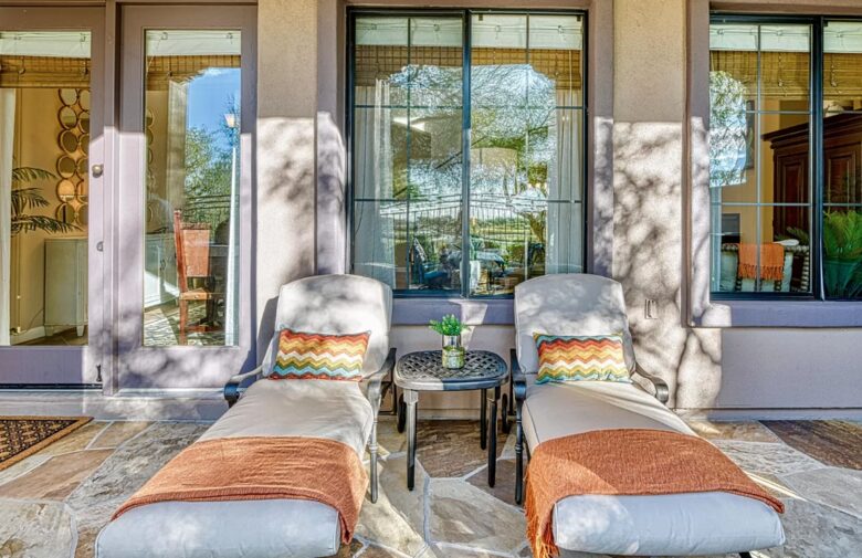 Scottsdale Stunner on the Green - Scottsdale, Arizona