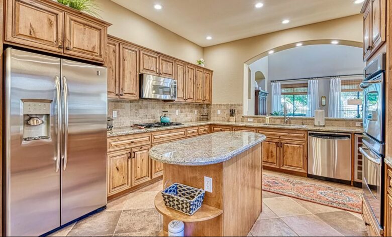 Scottsdale Stunner on the Green - Scottsdale, Arizona