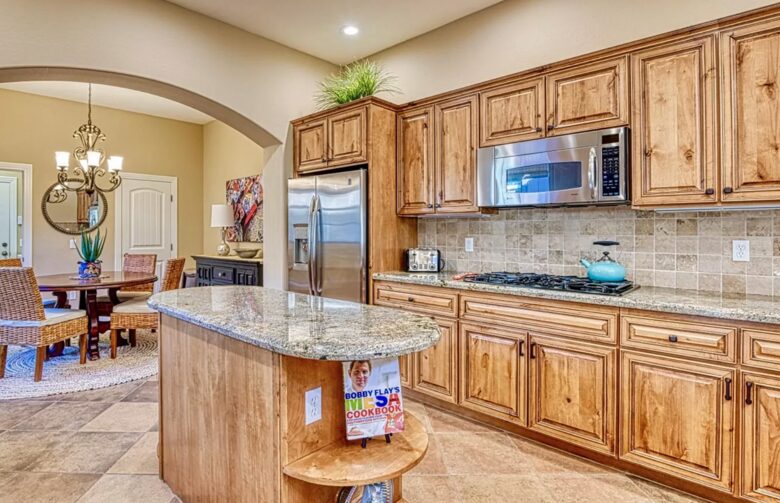 Scottsdale Stunner on the Green - Scottsdale, Arizona