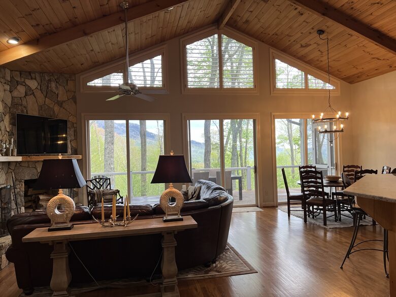 Linville Ridge Beauty - Linville, North Carolina