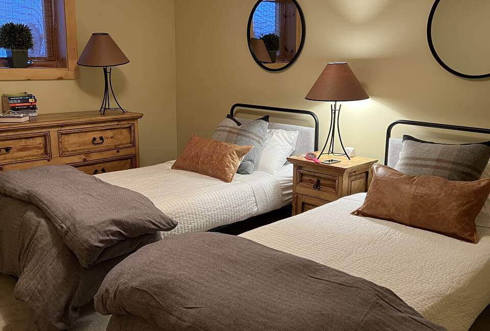 Luxury Log Cabin in the Mountains of British Columbia - Kimberley, Canada