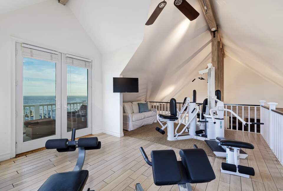 Malibu Manor (R) - Malibu, California