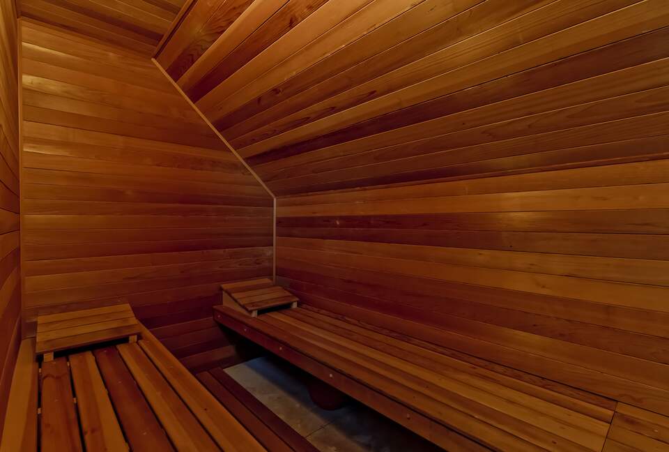 Malibu Manor (R) - Malibu, California