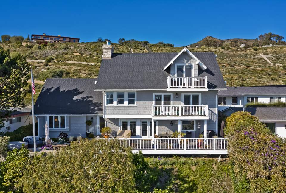 Malibu Manor (R) - Malibu, California