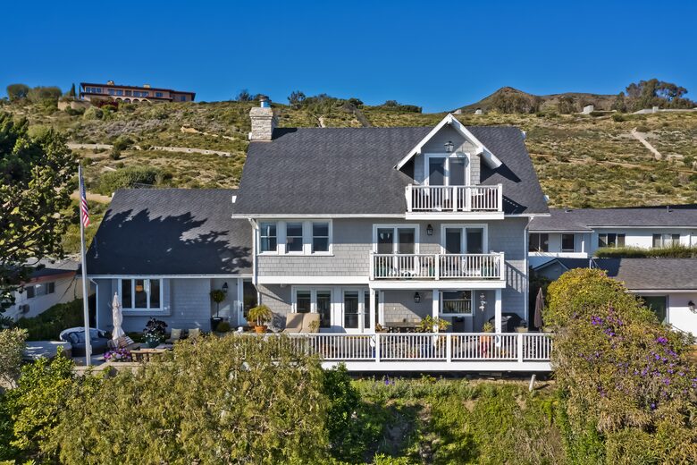 Malibu Manor (R) - Malibu, California