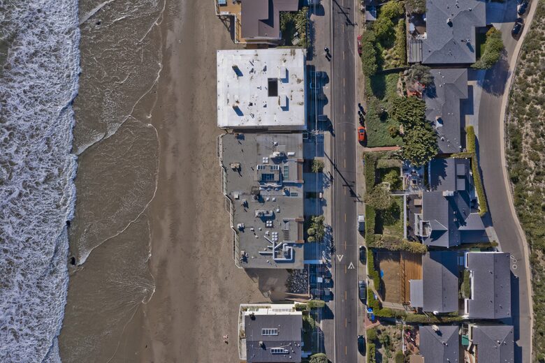 Malibu Manor (R) - Malibu, California