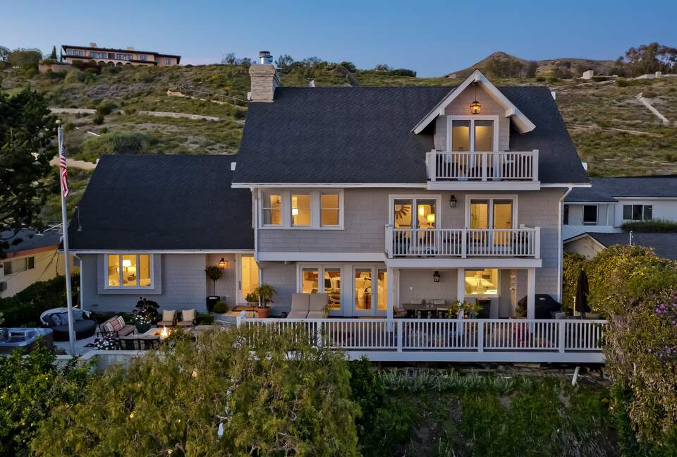 Malibu Manor (R) - Malibu, California